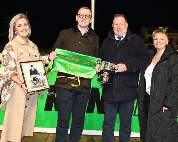 Historic 1973 Easter Cup Trophy Presented to Shelbourne Park Museum Picture shows: Eoin McCartan, son of the late Jim McCartan, pictured with his wife Jackie at Shelbourne Park presenting his father’s Easter Cup-winning trophy, won with Newpark Arkle in 1973, to the Shelbourne Park Museum. The items were accepted on behalf of GRI by Board Member Martin Bourke and Tote Operations Manager Linda Lenihan on Easter Cup Final night.