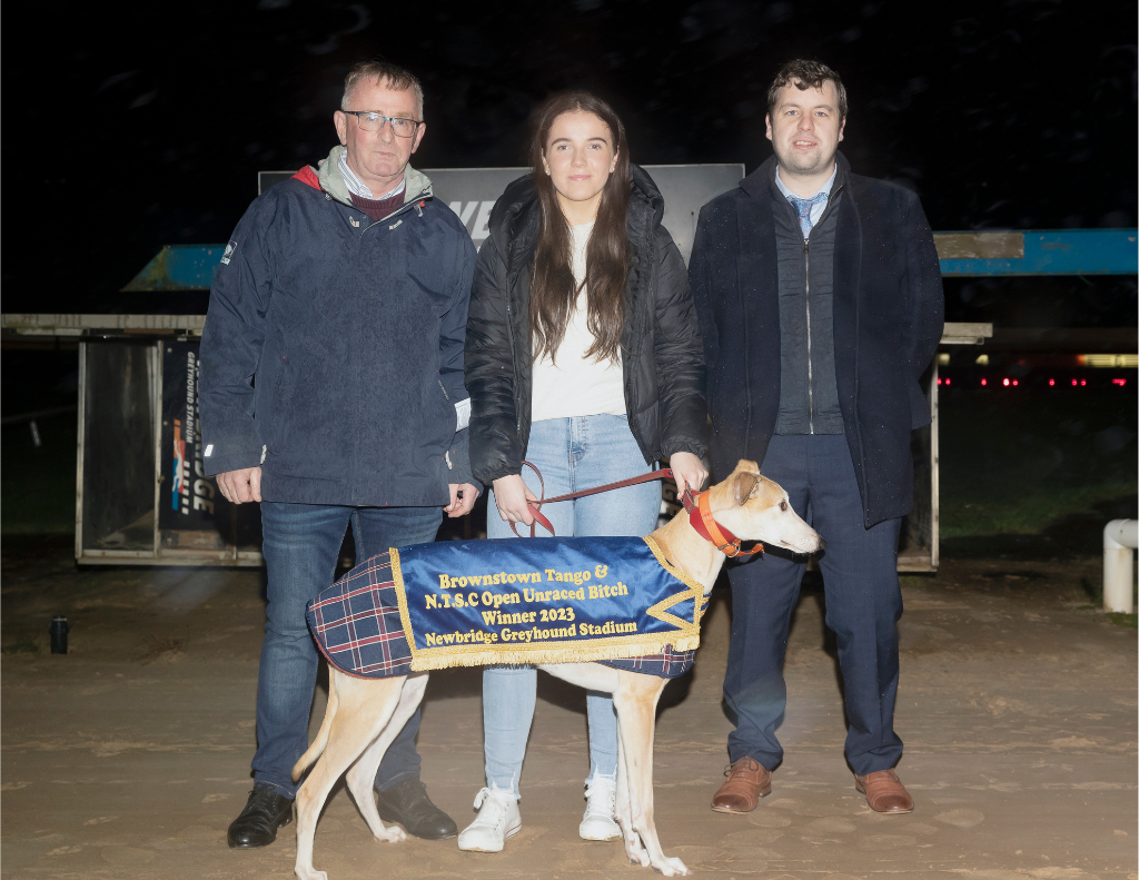 Pictured at the announcement of the Brownstown Tango and NTSC Open Unraced Bitch Sweepstake were Martin Sweeny from the Newbridge Track Supporters Club, Abbie Donnelly and Mark Maguire (Racing Support Officer, Newbridge Greyhound Stadium.  The sponsorship has been confirmed for a 3-year period (2023 - 2026) with €6,500 to the winner. 